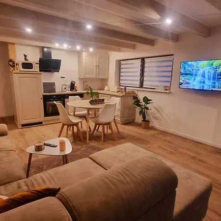 Holiday home L'abri Des Renards